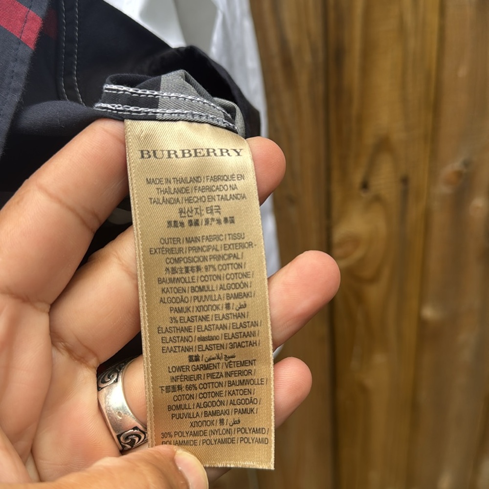 Burberry White and Black Casual Button Down Shirt - Picture 5 of 8